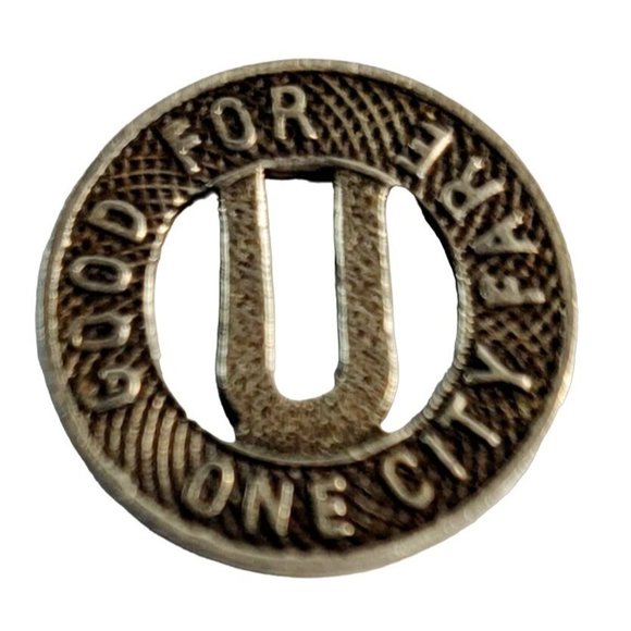 4 United Railways Co. Fare Tokens St. Louis (1) 1918 (3) 1919 - Picture 3 of 11